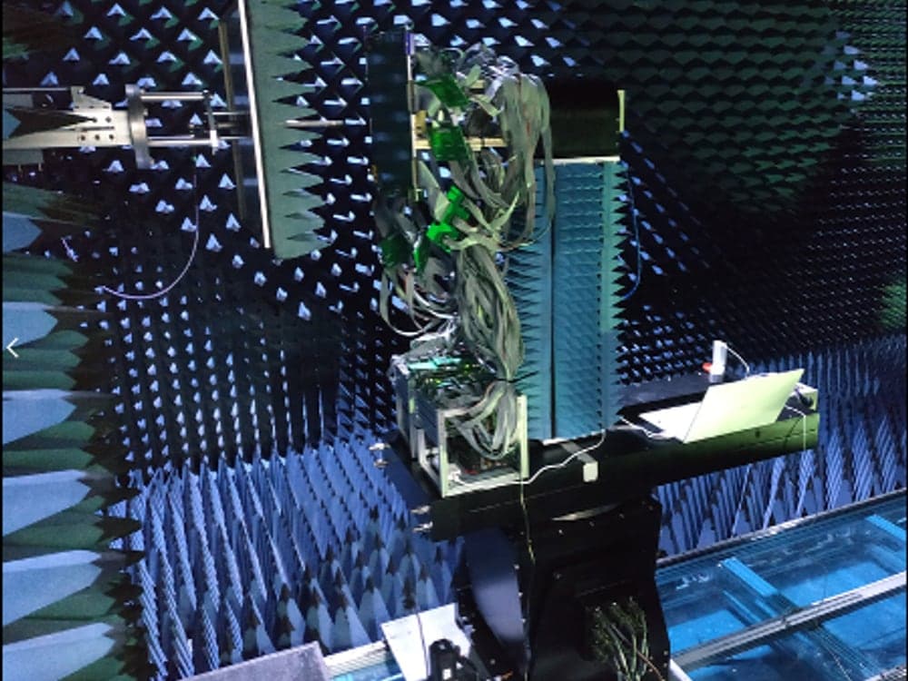 Holographic Antenna